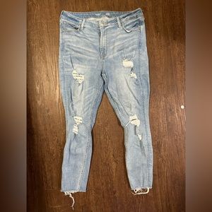 Old Navy Rockstar Super Skinny Jeans